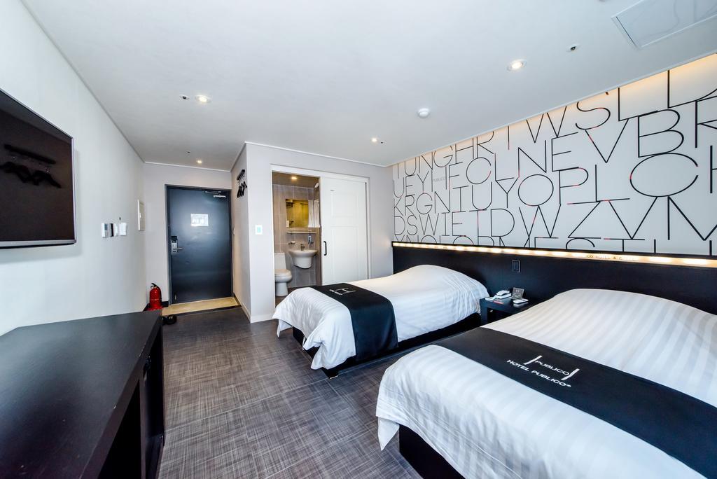 Publico Hotel Seogwipo Bagian luar foto